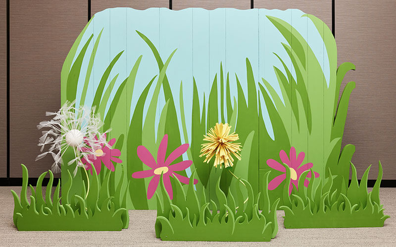 Magnified Decorating Crafts